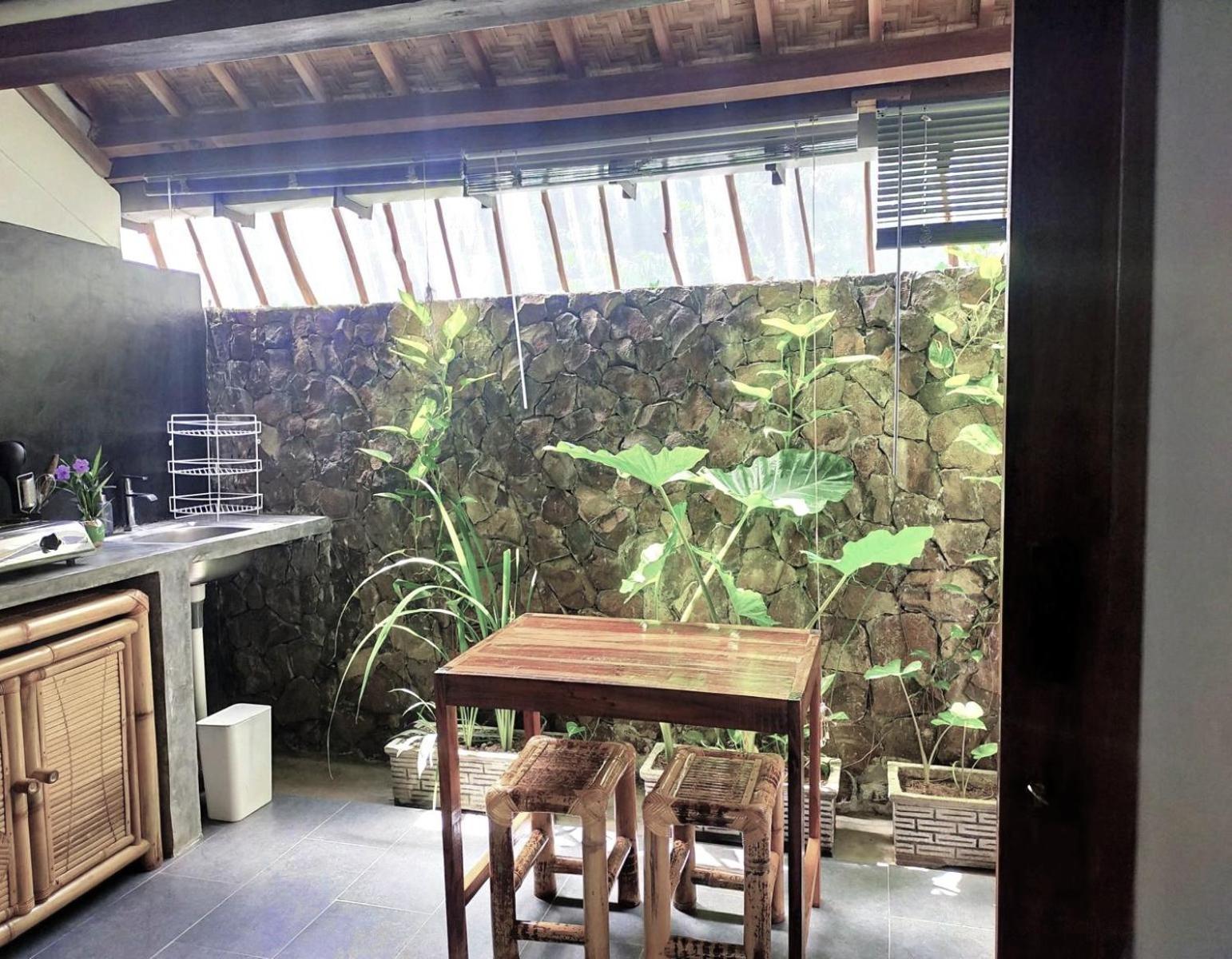 Pool House Studios Kuta  Экстерьер фото